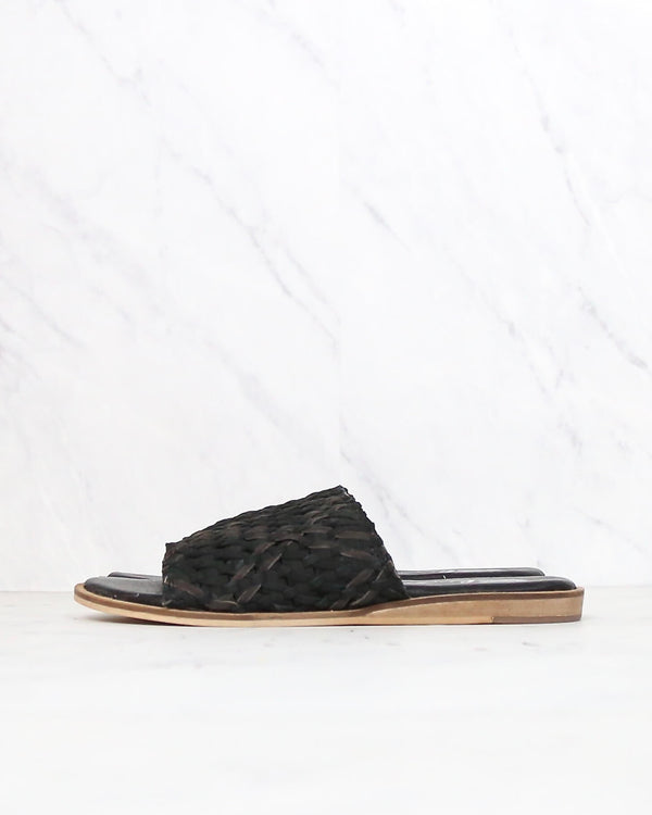 sbicca - nook huarache sandal slippers - black