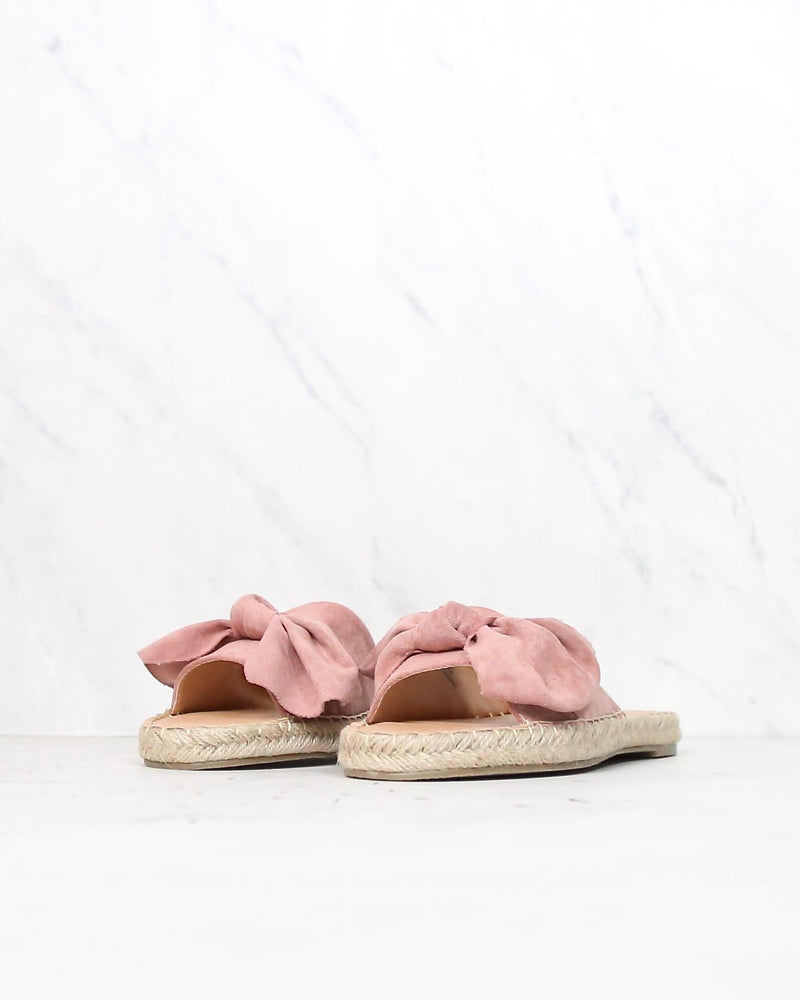 COCONUTS By Matisse - Now or Never Bow Sandal in Pink