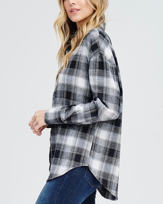 Slightly Oversized Buffalo Plaid Flannel Button Down in Black/Off White