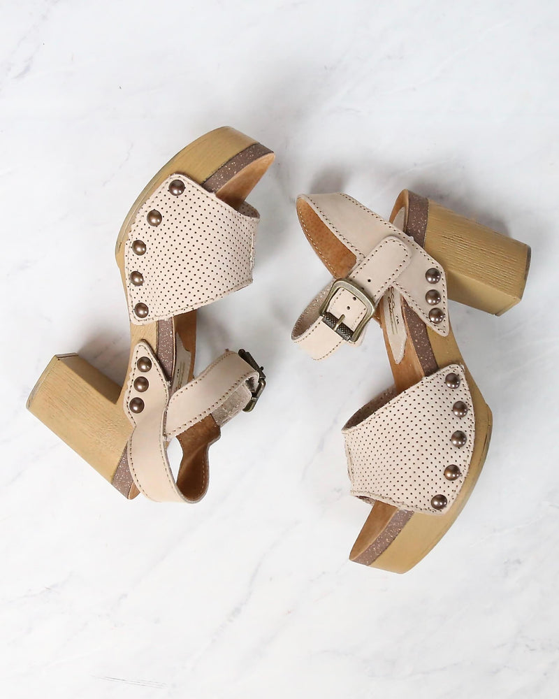 Sbicca - Tonto Perforated Heeled Sandal in Beige