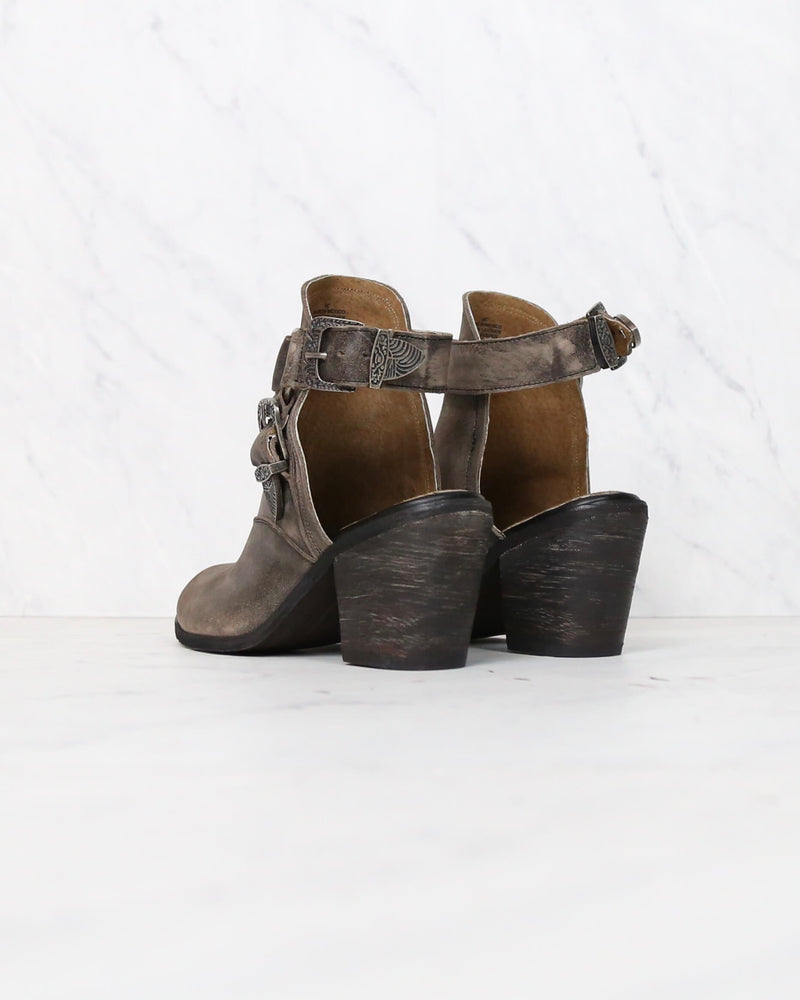 Sbicca - Scorpi Western Inspired Ankle Heeled Mule in Charcoal