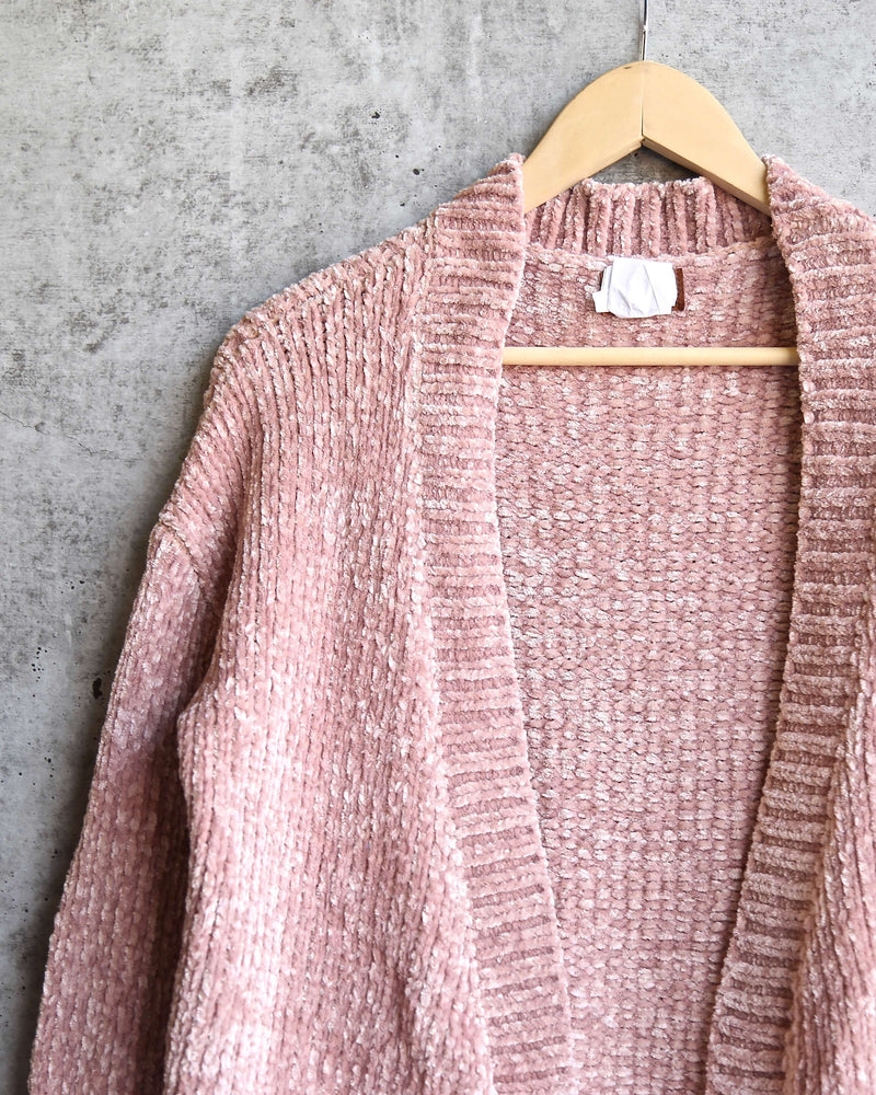 Cara Open Front Velvet Chenille Cardigan with Front Pocket in Canyon Rose