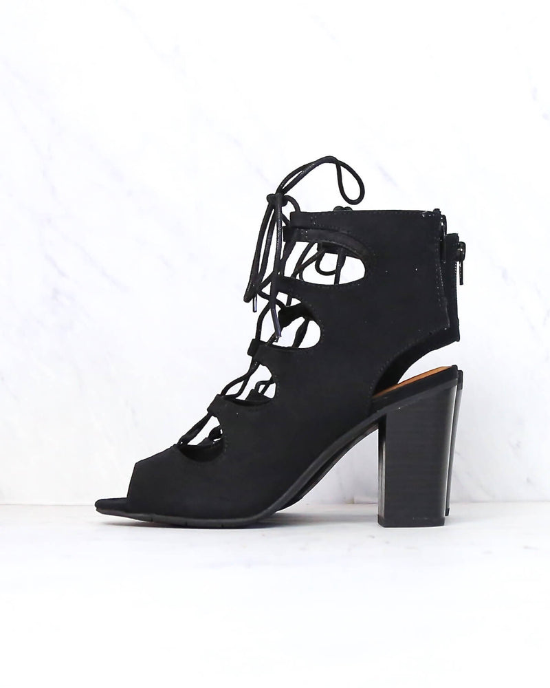 BC Footwear - Vivacious Lace Up Sandals in Black